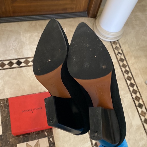 Excellent perfect condition. Smoke and pet free home. Gorgeous on. - Picture 6 of 7